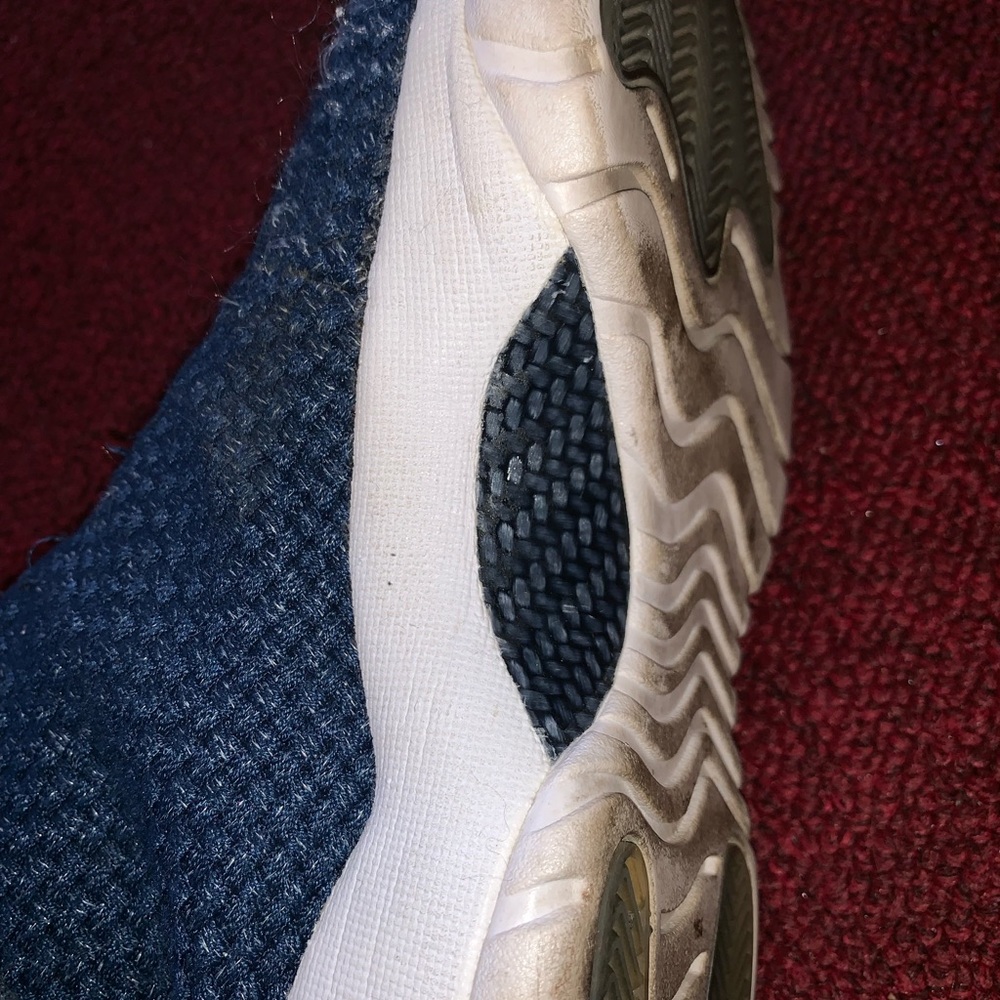Jordan future - Picture 4 of 5